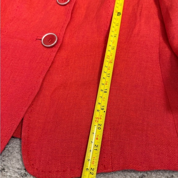 MaxMara sz. 8 vintage linen orange/red
Blazer Classic great vintage condition - Picture 11 of 15